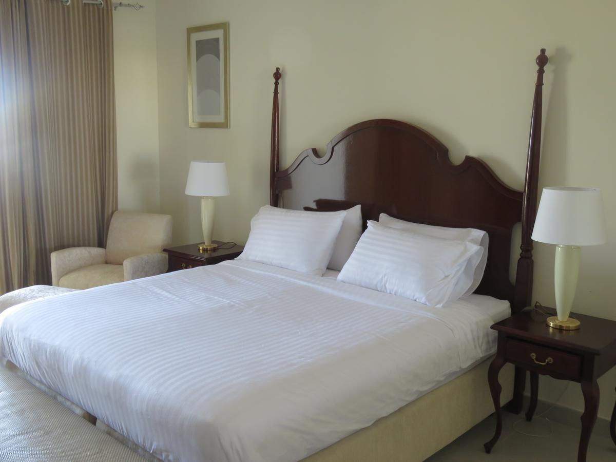 Bermuda Villas Holiday Home 拉斯阿尔卡麦 外观 照片