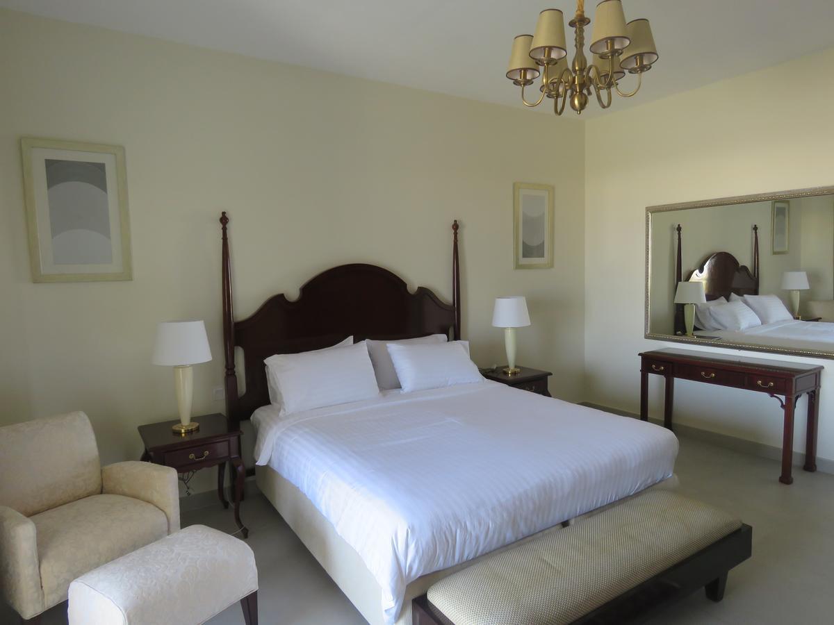 Bermuda Villas Holiday Home 拉斯阿尔卡麦 外观 照片