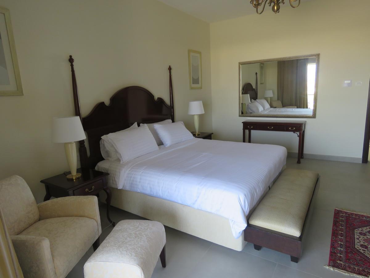 Bermuda Villas Holiday Home 拉斯阿尔卡麦 外观 照片